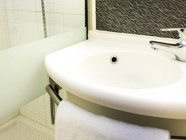 غرفة قياسية بسريرين منفصلين، Ibis Lorient 7/8