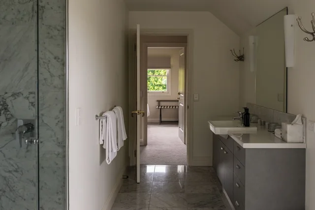 French, Cottage, 3 King Beds، Spicers Clovelly Estate 3/3