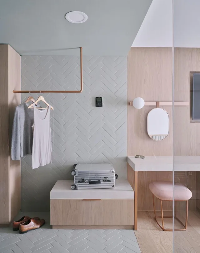 Swiss Advantage, King Bed, Balcony، Swissotel Kursaal Bern 8/8