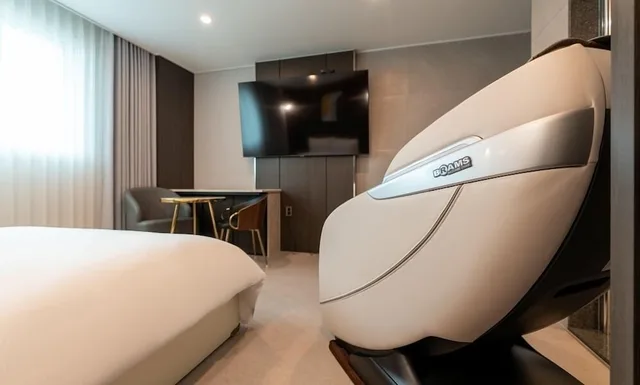 غرفة بريميوم بسرير كوين، Jecheon Hound Hotel 3/5