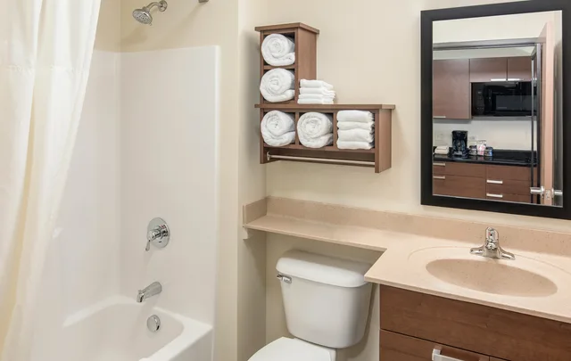 غرفة متصلة بسريرين كوين، My Place Hotel-Fargo, ND 6/6
