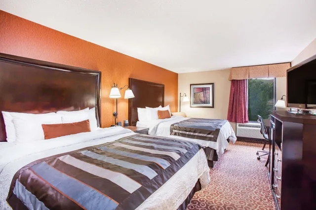 غرفة بسريرين مزدوجين لذوي الإعاقة، Wingate by Wyndham North Little Rock 2/10