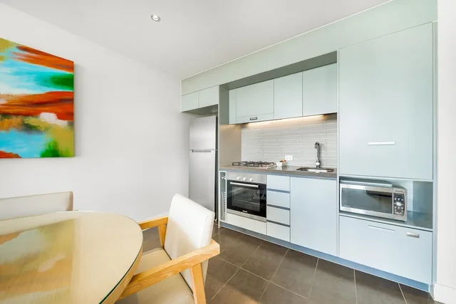 Oaks Redcliffe Mon Komo Suites, North Lakes, Narangba 70/77