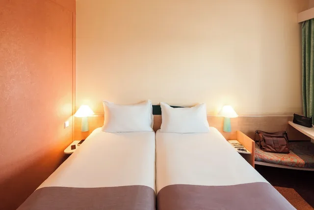 غرفة قياسية بسريرين منفصلين، IBIS BERLIN SPANDAU 2/10