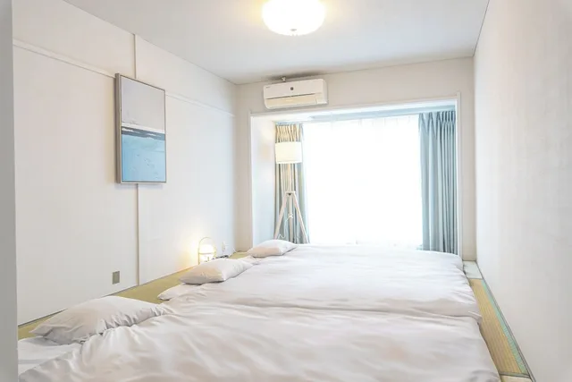 Luxury, Villa, King Bed, 4 Futon Beds, White Beach House 6/10