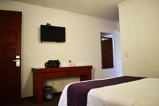 غرفة بسرير مزدوج، Campestre Inn Hotel And Residences 5/10