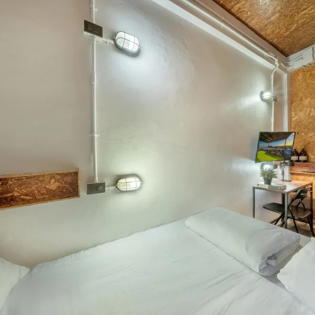 Standard, Double Bed, RALPH Bangkok 5/10