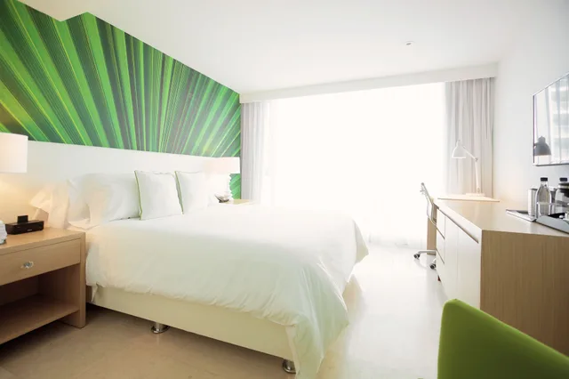 Room, Queen Bed, Radisson Cartagena Ocean Pavillion Hotel 7/9