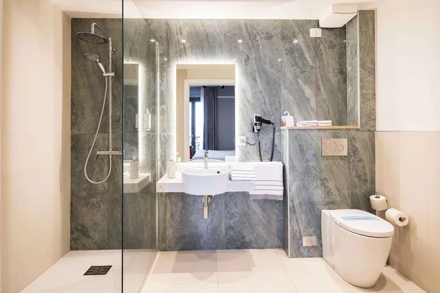غرفة سوبيريور بسرير كوين، Hotel Shelley e Delle Palme, BW Signature Collection 6/6
