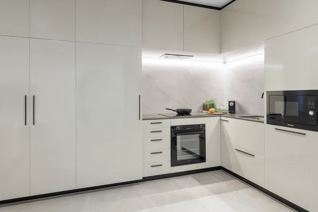 1 Bedroom, Coast, Suite, King Bed، Meriton Suites Surfers Paradise 3/5