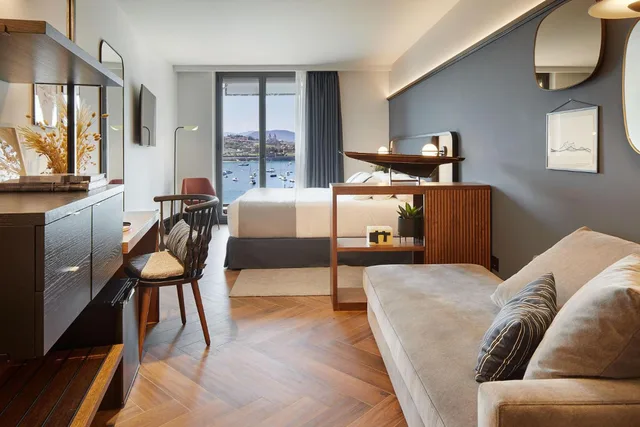 غرفة بريميوم بسرير كوين بإطلالة على البحر مع أريكة، Hotel SANSEbay 1/1