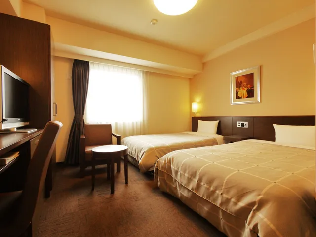غرفة بسريرين منفصلين للمدخنين، Hotel Route-Inn Shibukawa 1/4