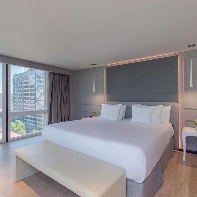 Junior Suite, with View, Corner, NH Collection Mexico City Reforma 1/6