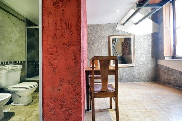 غرفة قياسية ثلاثية، La Fresque Hotel 4/4