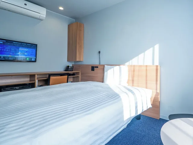 غرفة ديلوكس مفردة بسرير كوين للمدخنين، Toyoko Inn Nagasaki Ekimae 1/2