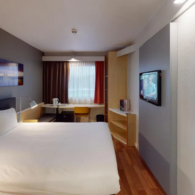 غرفة قياسية بسرير مزدوج، Ibis Cologne Airport Hotel 10/10