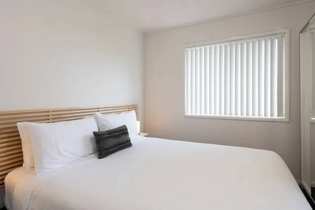 شقة عائلية بسرير كوين وأسرّة بطابقين وسرير كوين بغرفة نوم واحدة في الطابق الأرضي، Zig ZAG Motel & Apartments 2/3