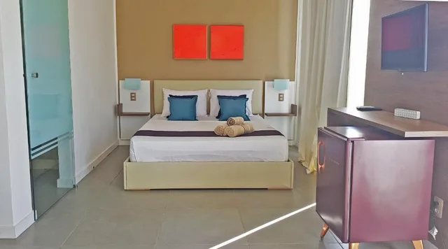 جناح سوبيريور، Hotel Boutique Ravenala 6/7