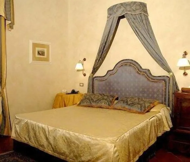 غرفة رومانسية بسرير مزدوج، Hotel Clitunno 7/10