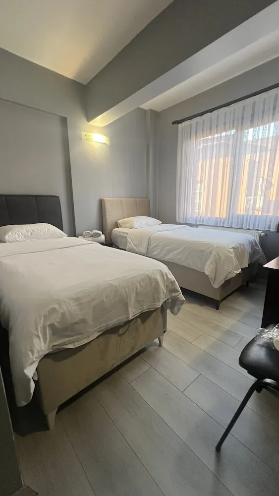 Standard, Twin Beds, Hotel Ipekyolu 2/3
