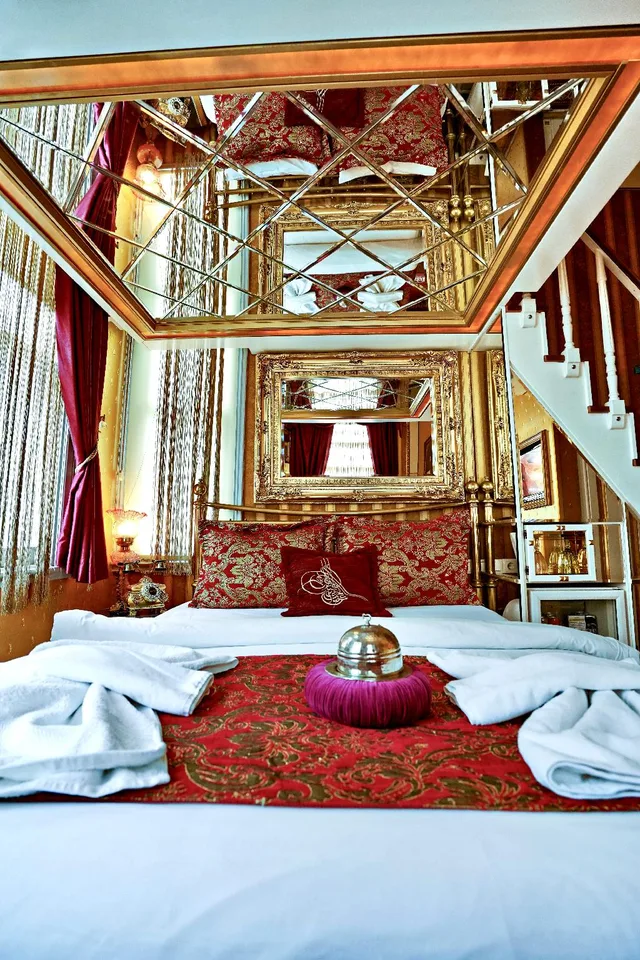 غرفة ثلاثية بسرير مزدوج وسرير فردي، Sultan Tughra Hotel 2/2