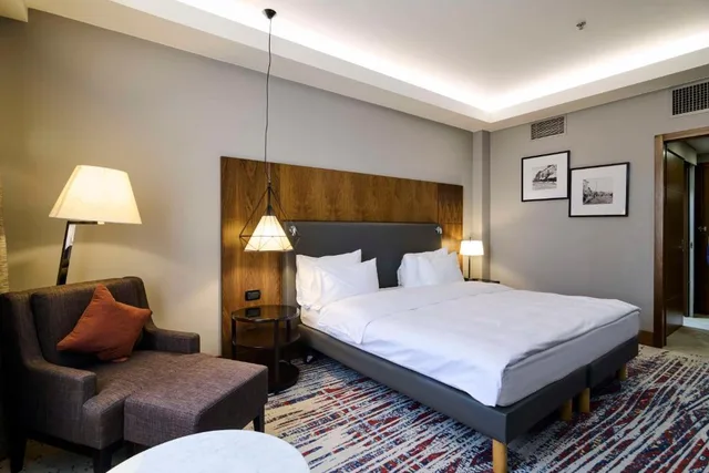 غرفة قياسية مفردة بسرير مزدوج، Radisson Blu Hotel Yerevan 2/3
