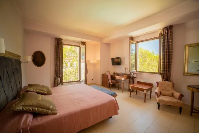 جناح جونيور، Hotel Parco Delle Fontane 3/10