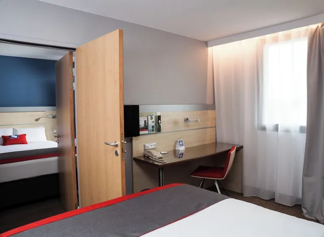 غرفة قياسية بسرير كوين، HOLIDAY INN EXPRESS TOULOUSE AIRPORT 5/5