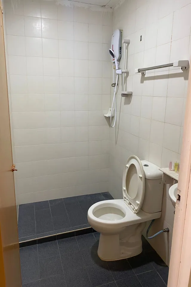 Standard Triple, Corrie Chalet Langkawi 4/4