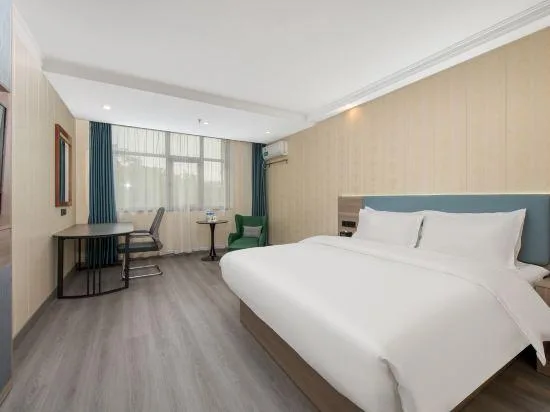 Superior, Queen Bed, GreenTree Inn Nantong Hongming Plaza Hotel 1/2