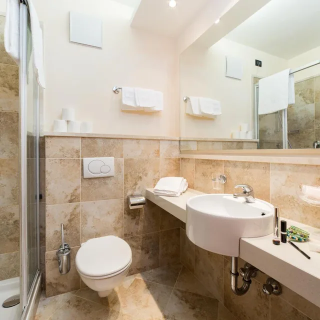 غرفة قياسية بسرير مزدوج، Th Corvara Greif Hotel 9/10