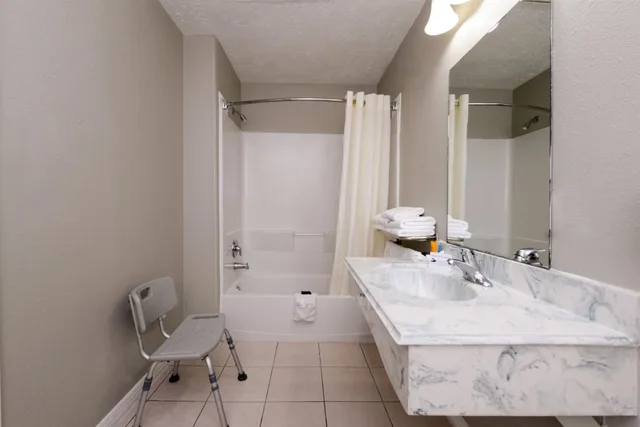 غرفة بسريرين كوين للمدخنين، Americas Best Value Inn & Suites Waller Prairie View 4/5