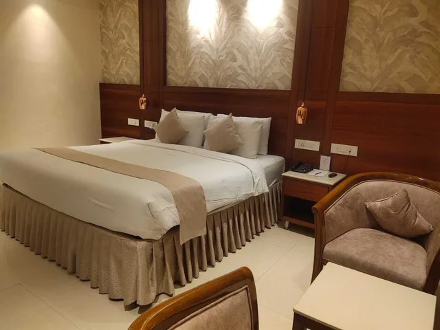 غرفة قياسية بسرير فردي، The Plaza 7/10
