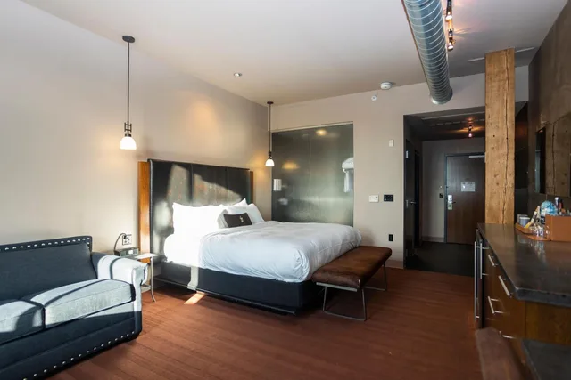 City, Studio, Suite، The Iron Horse Hotel 4/8