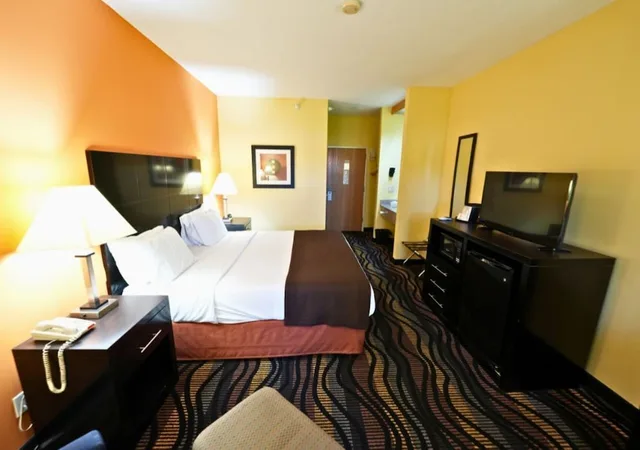 غرفة مفردة بسرير كينج، Americinn By Wyndham Streator 4/5