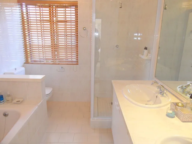 Sunkissed, 2 Bedrooms, Suite, Twin Beds، Bayside Lodge 3/4