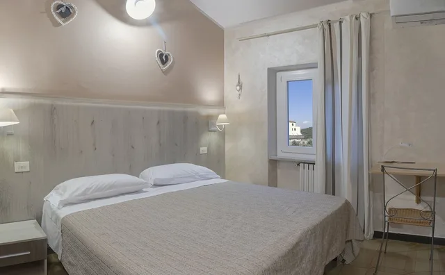 غرفة مفردة، Albergo Serena 16/19