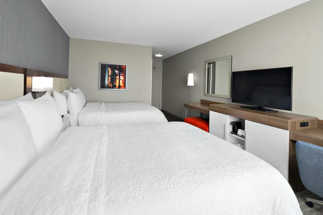 غرفة بسريرين كوين، Hampton Inn Chicago Mccormick Place Il 1/3