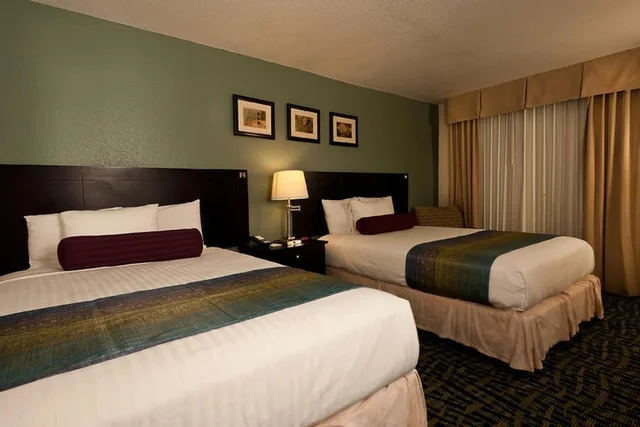 Room, King Bed, Outdoor View، Grand Texan Hotel &amp; Convention Center 2/4