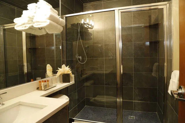 Room, Queen Bed, City View, Harborside Inn Of Boston 4/7