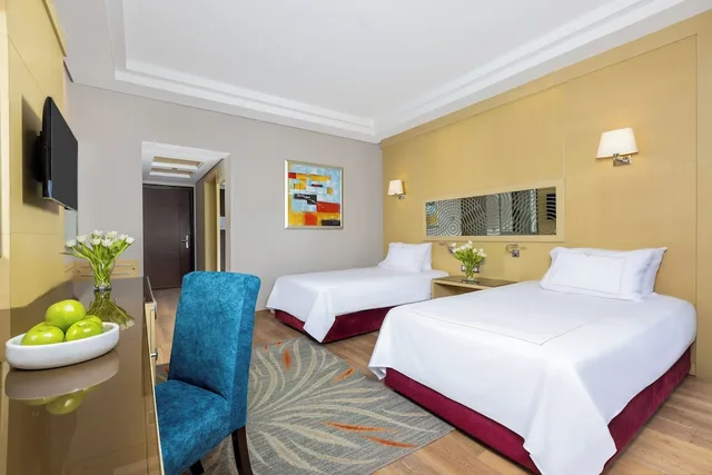 غرفة ديلوكس بسريرين منفصلين مع أريكة، Rixos Premium Seagate 2/5
