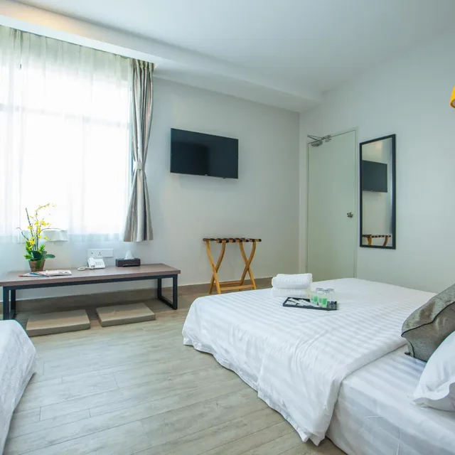 غرفة عائلية ثلاثية، Bzz Hotel 6/10
