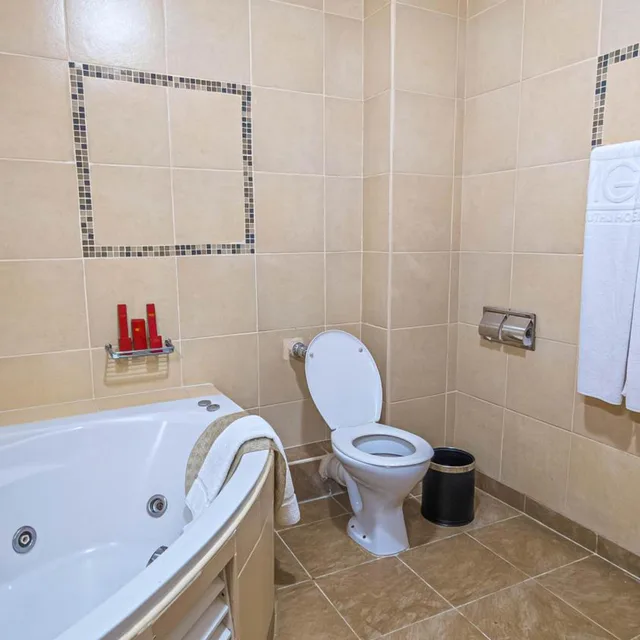 جناح فاخر، Muthu Silver Springs Hotel Nairobi 9/10