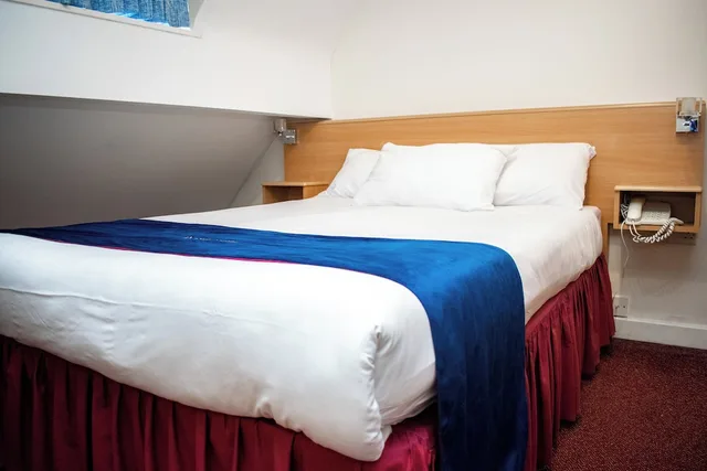 غرفة قياسية بسرير مزدوج، Royal Square Hotel - NEC & Birmingham Airport 4/10