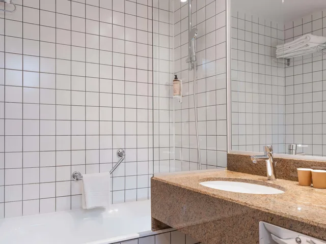 غرفة قياسية بسرير مزدوج، Mercure Paris La Defense 6/9