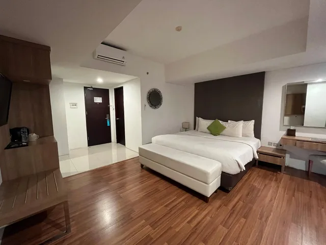 غرفة كلوب بسرير مزدوج، Arch Hotel 1/3