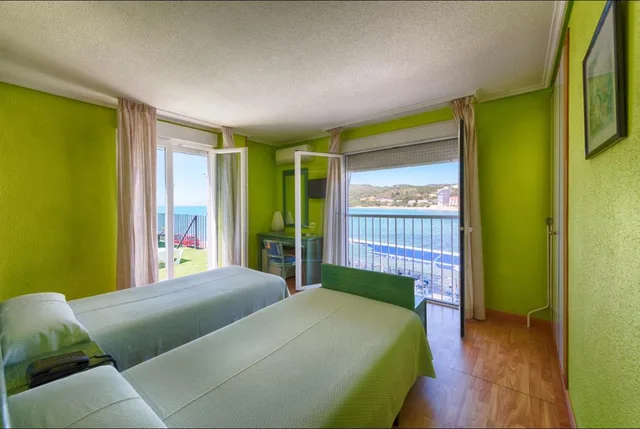 غرفة بسرير مزدوج أو سريرين منفصلين، Hotel Marina 2/10