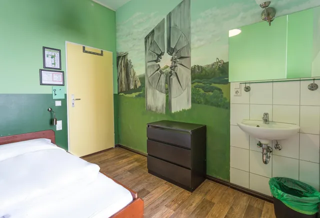 غرفة مفردة، Sunflower Hostel 1/1
