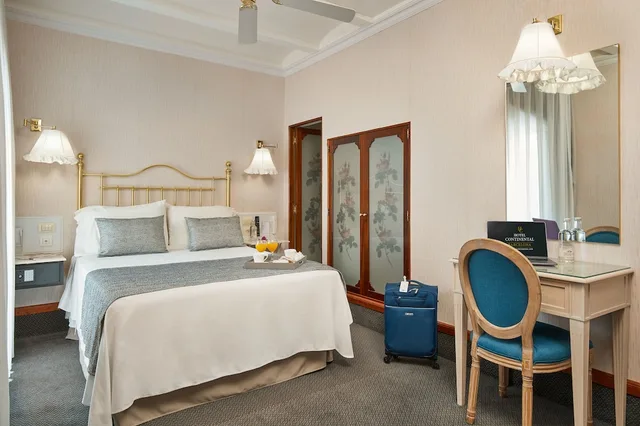 Comfort, Double Bed, Continental Barcelona Hotel 3/8