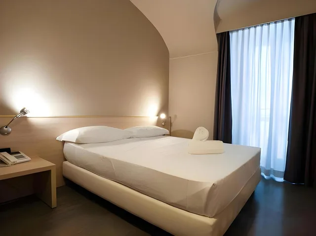 غرفة قياسية بسرير مزدوج، Adalesia Hotel Coffee 1/2